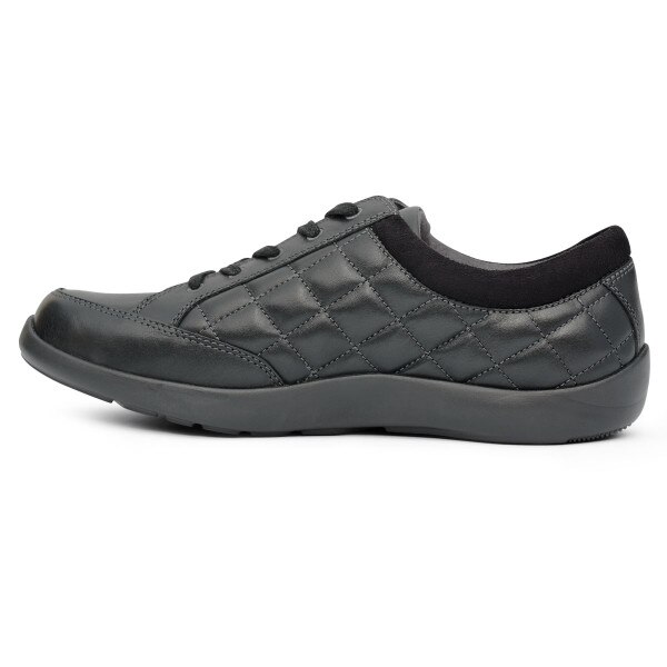 No. 75 Casual Sport in Black